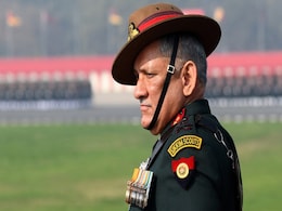 Farmers Organise "Havan" At Delhi Border To Pray For Gen Rawat, Other Victims Of Chopper Crash Farmers Organise "Havan" At Delhi Border To Pray For Gen Rawat, Other Victims Of Chopper Crash
