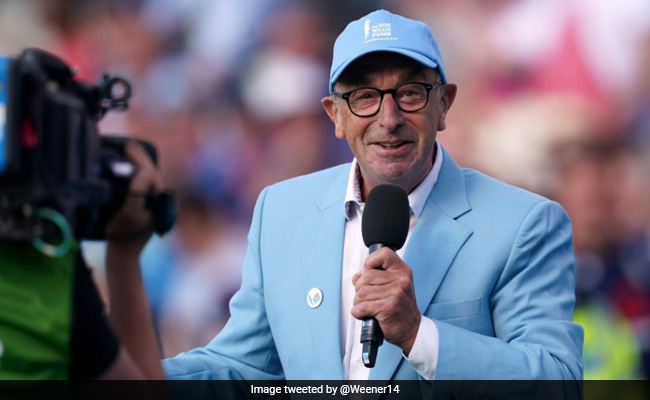 David Lloyd Announces Retirement From Cricket Commentary