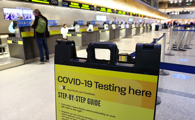 Canada Advises Citizens To Avoid Non-Essential Travel Abroad Over Omicron