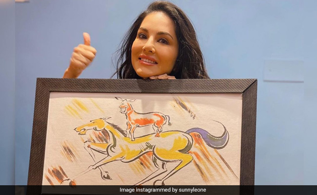 Sunny Leone Wants You To "Guess The Famous Painter" - Anil Kapoor Aced It Already