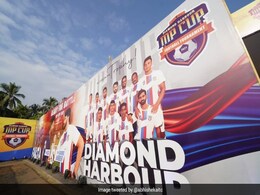 Babul Supriyo Vs Manoj Tiwary Match Kicks Off MP Football Tournament Babul Supriyo Vs Manoj Tiwary Match Kicks Off MP Football Tournament