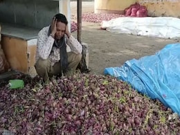 मध्यप्रदेश: संकट में किसान, यूरिया और बारिश से हाल बेहाल, 1 रुपये में बिक रही प्याज  मध्यप्रदेश: संकट में किसान, यूरिया और बारिश से हाल बेहाल, 1 रुपये में बिक रही प्याज