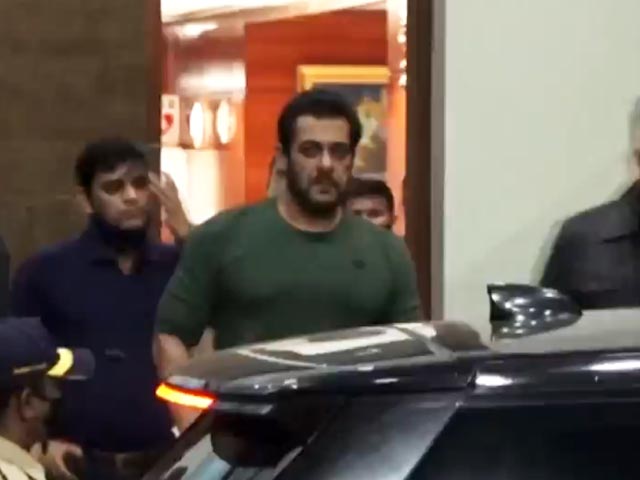 '<i>Antim</i>' Diaries: Make Way For Salman Khan