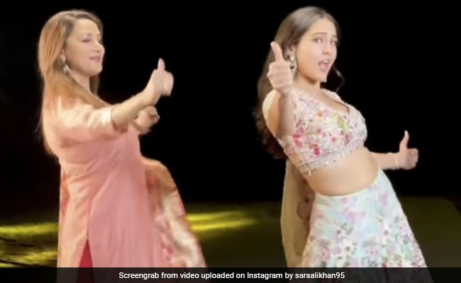 सारा अली खान और माधुरी दीक्षित ने 'चका चक' सॉन्ग पर किया लाजवाब डांस, खूब देखा जा रहा Video