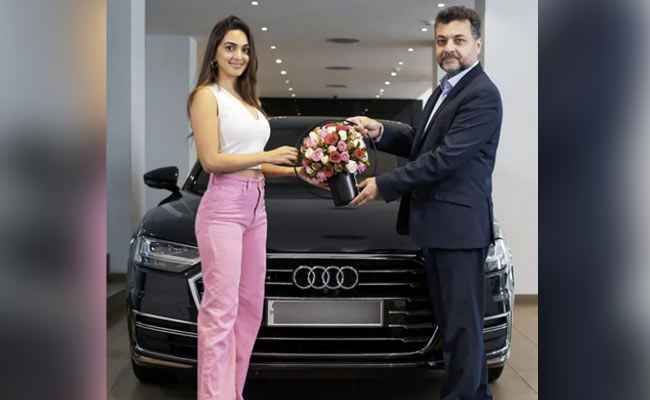 बॉलीवुड एक्ट्रेस Kiara Advani ने खरीदी नई Audi A8 L लग्ज़री सेडान, जानिए इस कार की खासियत