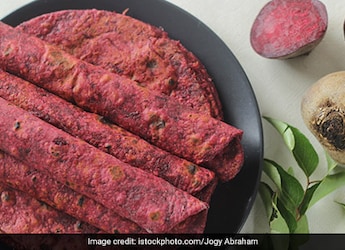How To Make Beetroot Chilla: 5 Health Benefits Of Having Beetroot How To Make Beetroot Chilla: 5 Health Benefits Of Having Beetroot