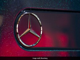 Mercedes Ad In China Triggers Controversy Over 'Slanted Eyes' Mercedes Ad In China Triggers Controversy Over 'Slanted Eyes'