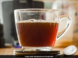 Gud Ki Chai: सर्दियों में शक्कर की जगह गुड़ की चाय का करें सेवन, मिलेंगे हैरान करने वाले फायदे Gud Ki Chai: सर्दियों में शक्कर की जगह गुड़ की चाय का करें सेवन, मिलेंगे हैरान करने वाले फायदे
