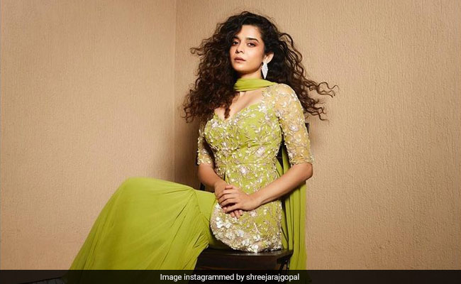 Mithila Palkar Enthralls In Ethnic Fashion