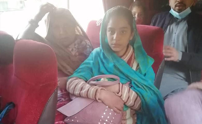 अफगान सिखों-हिन्दुओं समेत 100 से ज़्यादा लोगों को काबुल से किया गया एयरलिफ्ट