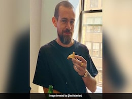 Jack Dorsey Eats, Sleeps, Smiles Just Like Anyone Else. Here’s Photo Proof Jack Dorsey Eats, Sleeps, Smiles Just Like Anyone Else. Here’s Photo Proof