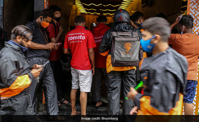 We Deserve Better: Beauticians, Delivery Workers Threaten Large Protests