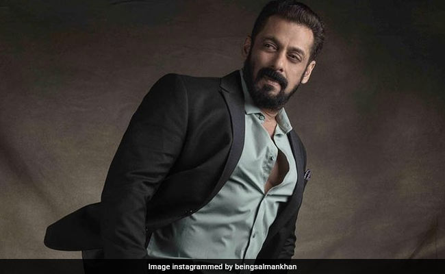 "<i>Tiger Bhi Zinda Hai, Saanp Bhi</i>:" Salman Khan On Being Bitten By Non-Venomous Snake Thrice