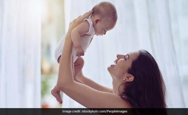 Meaningful Names Of Baby: अपने बेटे या बेटी के लिए ढूंढ रहे हैं हटकर नाम तो यहां देखें List