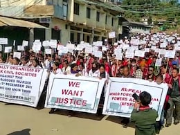 नागालैंड हत्याएं: एक महीने बाद भी SIT को फोरेंसिक रिपोर्ट का इंतज़ार, अदालत में लटका मामला नागालैंड हत्याएं: एक महीने बाद भी SIT को फोरेंसिक रिपोर्ट का इंतज़ार, अदालत में लटका मामला