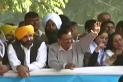 चंडीगढ़ में अरविंद केजरीवाल की विजय यात्रा, नगर निगम में सबसे बड़ी पार्टी है AAP चंडीगढ़ में अरविंद केजरीवाल की विजय यात्रा, नगर निगम में सबसे बड़ी पार्टी है AAP