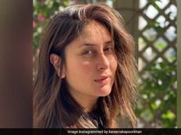 This Screenshot Is Proof That Kareena Kapoor And Rhea Kapoor Connect Over Food