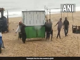 देखें VIDEO : तूफान 'Jawad' के आने से पहले ओडिशा में BEACH से अपने ठेले हटाते लोग देखें VIDEO : तूफान 'Jawad' के आने से पहले ओडिशा में BEACH से अपने ठेले हटाते लोग