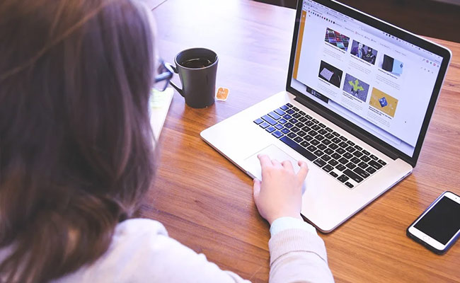 Majority Of India's 900 Million Workforce Stop Looking For Jobs: Report