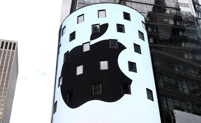 Apple Nears $3 Trillion Market Value, World's Most Valuable Company