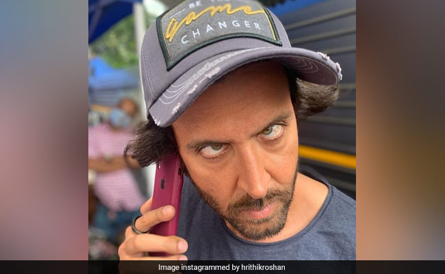 Hrithik Roshan Really, Really Didn't Want To Take This Phone Call