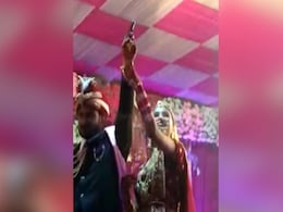 Viral Video Shows Couple Firing In Air At Wedding In UP, Cops Probe Viral Video Shows Couple Firing In Air At Wedding In UP, Cops Probe