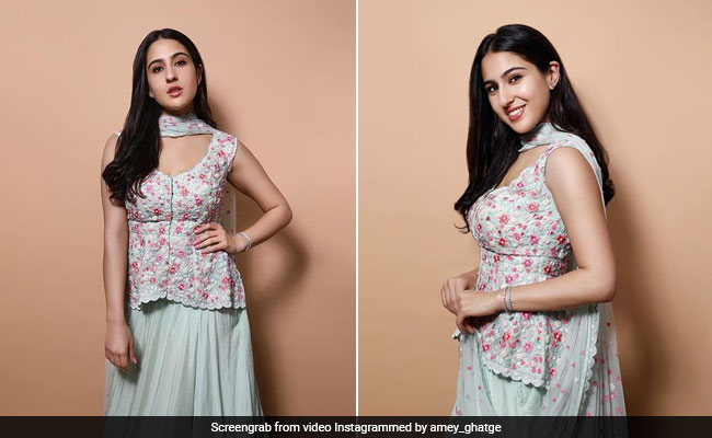 Sara Ali Khan's Contemporary <i>Lehenga</i> Sits On An All New High On The Festive Charts