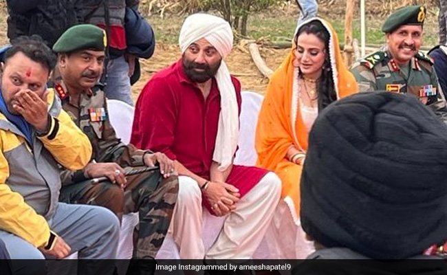 Gadar 2: Sunny Deol And Ameesha Patel Begin Shooting