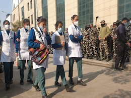 'दिल्ली में यलो अलर्ट है, नहीं कर सकते प्रदर्शन' - दिल्ली पुलिस की विरोध कर रहे डॉक्टरों से अपील 'दिल्ली में यलो अलर्ट है, नहीं कर सकते प्रदर्शन' - दिल्ली पुलिस की विरोध कर रहे डॉक्टरों से अपील