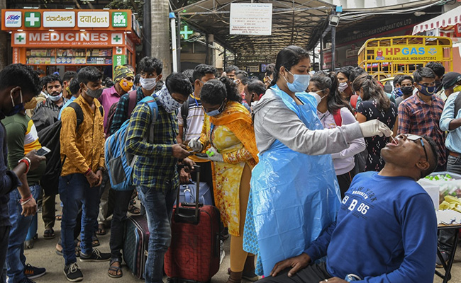 Coronavirus Highlights: 6,822 Fresh Covid Cases In India, Its Lowest In 558 Days