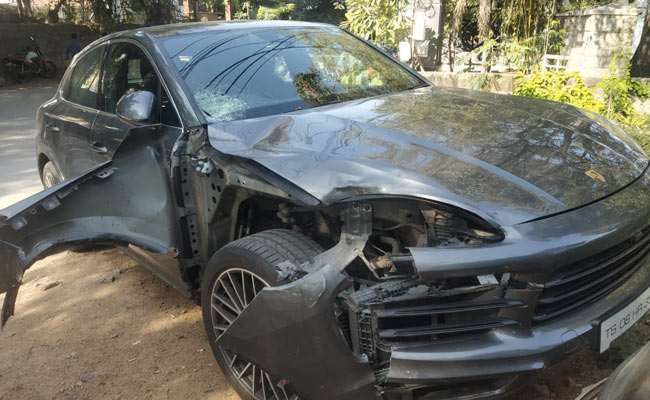 Hyderabad Porsche Runs Over 2 Migrants, Driver Allegedly Drunk