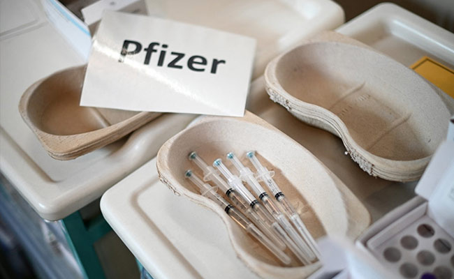US Authorizes Pfizer Covid Booster For People Aged 16 And 17