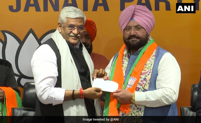 2 Punjab Congress MLAs Join BJP In Big Jolt Ahead Of Polls