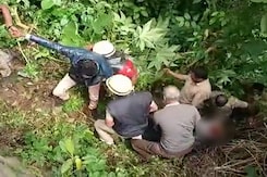 Videos: Charred Bodies Recovered From Tamil Nadu Chopper Crash Videos: Charred Bodies Recovered From Tamil Nadu Chopper Crash