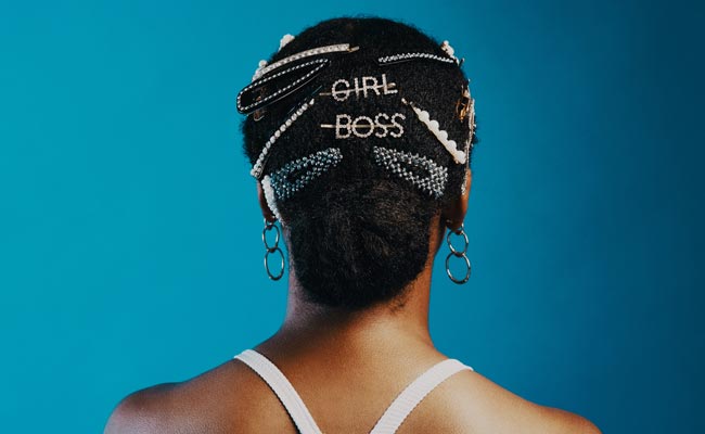 Stylish Hair Clips To Bookmark Right Now For Your Accessory Collection