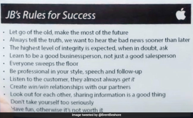 Viral: 11 Rules For Success From A Former Apple Executive