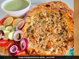 Weekend Special: Make This Lip-Smacking Keema Naan For An Indulgent Weekend Meal