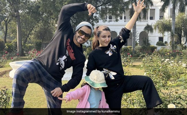 Kunal Kemmu And Soha Ali Khan Turn Kids For Daughter Inaaya- See Pics
