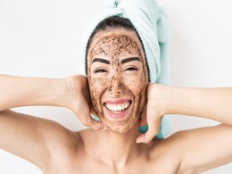 Coffee Beauty Benefits: कॉफी के सामने फीका पड़ जाएगा पार्लर का महंगा फेशियल, ठंड में इस तरह करें बेहतर देखभाल Coffee Beauty Benefits: कॉफी के सामने फीका पड़ जाएगा पार्लर का महंगा फेशियल, ठंड में इस तरह करें बेहतर देखभाल