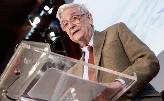 Scientist Edward Wilson, Nicknamed 'Darwin's Natural Heir', Dies At 92