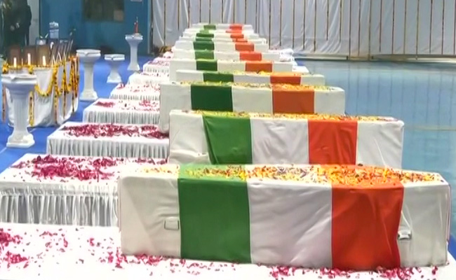 Bodies Of 6 Officers Killed In Chopper Crash Identified, Cremation Of 5 Held