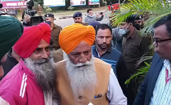 किसान नेताओं और हरियाणा सरकार की बातचीत विफल, चार घंटे चली चर्चा