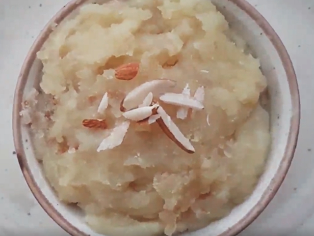How To Make Badam Ka Halwa | Easy Badam Ka Halwa Recipe Video