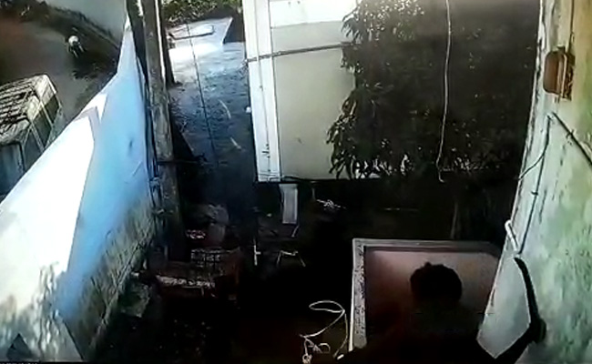 On Camera, Man Armed With Machete Enters Karnataka Church, Chases Priest