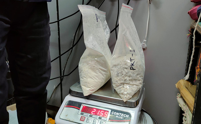 Rs 15 Crore Heroin Hidden In Suitcase Of Kenyan Woman At Jaipur Airport