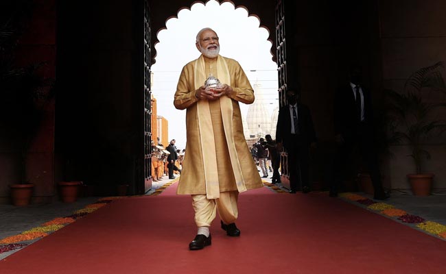 पीएम मोदी के “वाराणसी लाइव” ने विपक्षी दलों की बढ़ाई दुविधा 