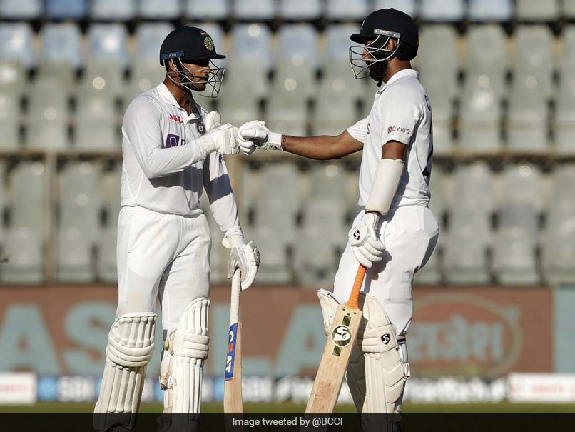 IND Vs NZ 2nd Test Day 2 Report: एजाज पटेल के रिकॉर्ड कारनामे के बाद भी फिसली न्यूजीलैंड टीम, भारत के पास 332 रनों की बढ़त