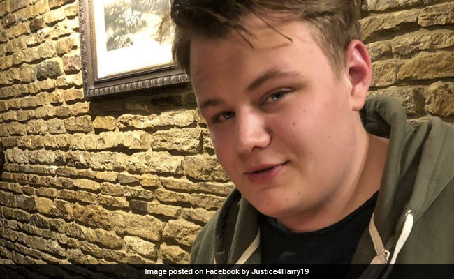 US Diplomat's Wife To Face UK Trial For Running Over Teen