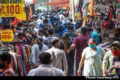 Massive Spike In Daily Covid Cases: Mumbai 70%, Delhi 50% Massive Spike In Daily Covid Cases: Mumbai 70%, Delhi 50%