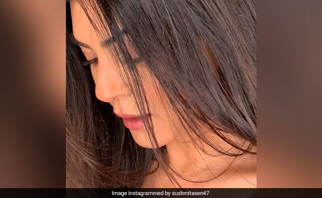 "Peace Is Beautiful," Writes Sushmita Sen After Announcing Break-Up With Rohman Shawl